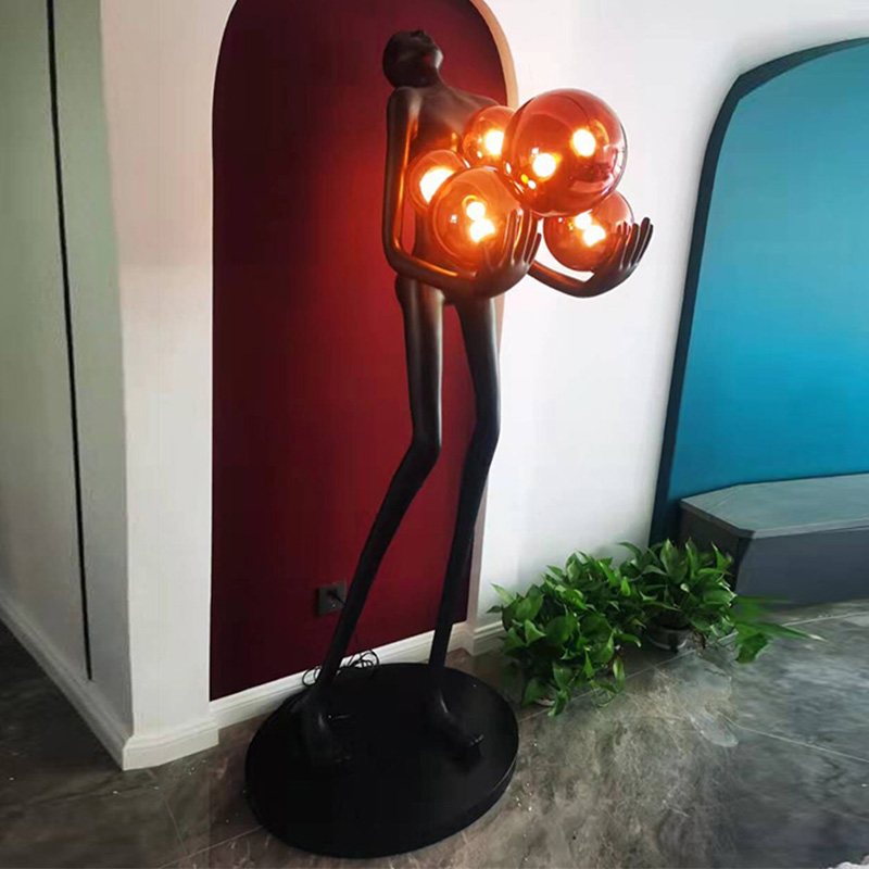 Modern humanoid art sculpture  - Home Decor Exhibition review and price